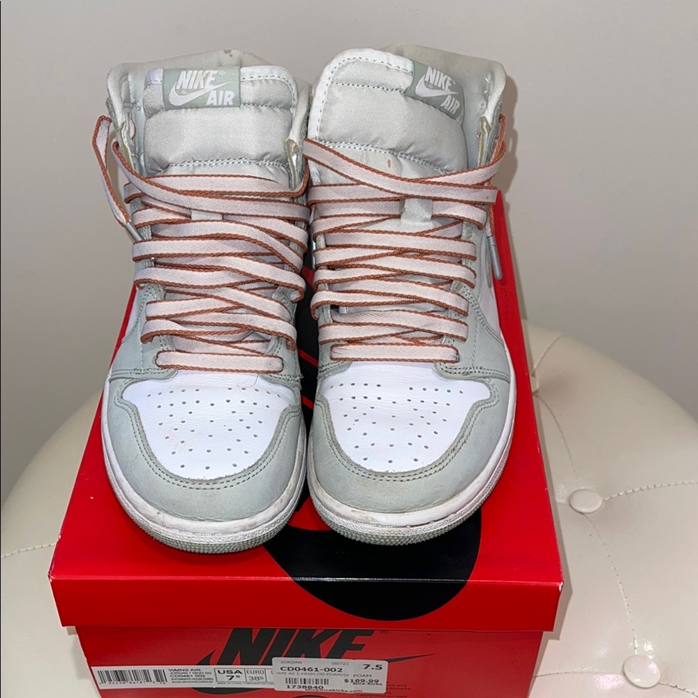 Jordan 1 High OG Seafoam Women's 7.5